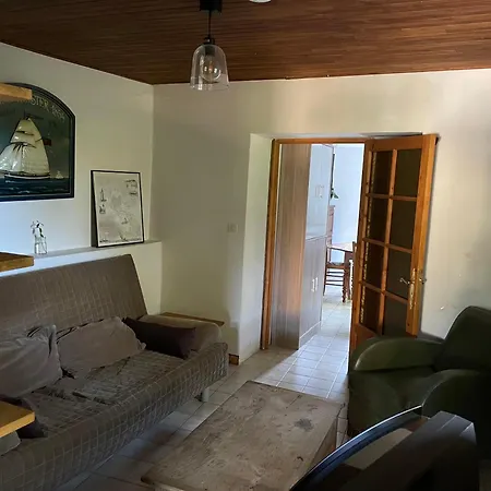 La Petite Maison Dans Le Jardin * Bournazel